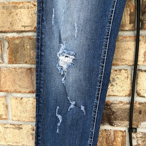 Kancan Style KC8448M Distressed Ripped Raw Hem Mid Rise Medium Wash jeans 26 - Picture 5 of 16